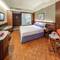 Отель Nina Hotel Island South