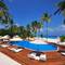 Отель Safari Island Resort & Spa