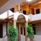 Отель Hotel Garima Of Mandrem
