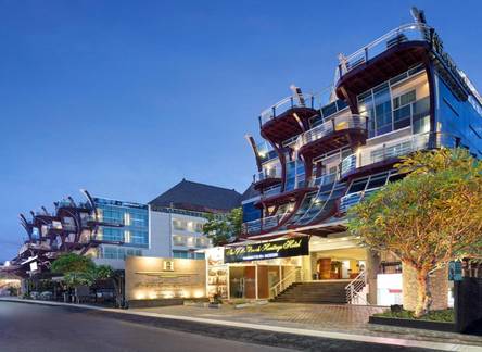 Отель The Kuta Beach Heritage Hotel