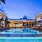 Отель Lanna Samui Luxury Hotel Suites