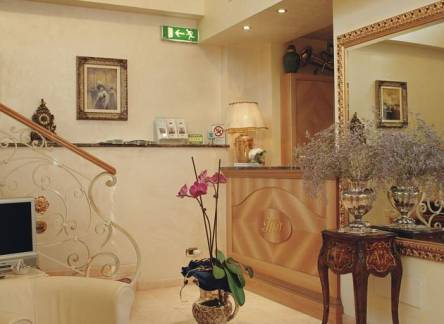 Отель Dieci Hotel