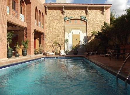 Отель Hotel Al Kabir