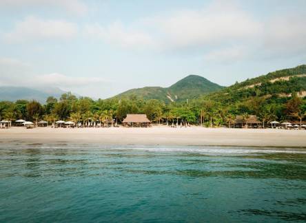 Отель Diamond Bay Condotel - Resort Nha Trang