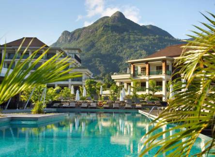 Отель Savoy Resort & Spa
