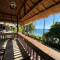 Отель Coral View Villas