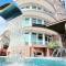 Отель Family Resort Милоо