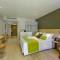 Отель Beachcomber Le Mauricia