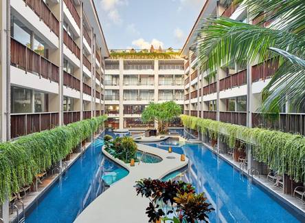 Отель Four Points by Sheraton Bali
