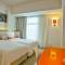 Отель Harris Hotel Seminyak