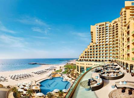 Отель Fairmont Ajman