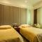 Отель Zhongyu Century Grand Hotel