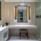 Отель SSAW Boutique Hotel Shanghai Bund