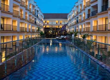 Отель Park Regis Kuta
