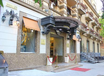 Отель Imperial Palace Hotel