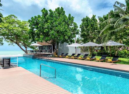 Отель Centara Q Resort Rayong