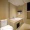 Отель The Lantern Resorts Patong