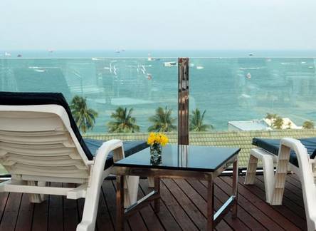 Отель Inn House Hotel Pattaya