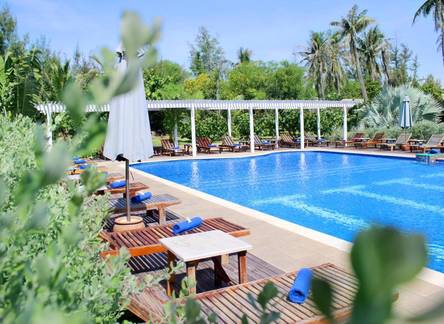 Отель Blue Shell Resort