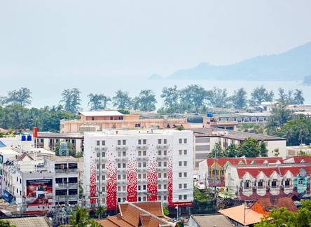 Отель Easy Planet Patong