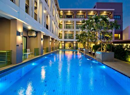 Отель Hotel J Residence Pattaya