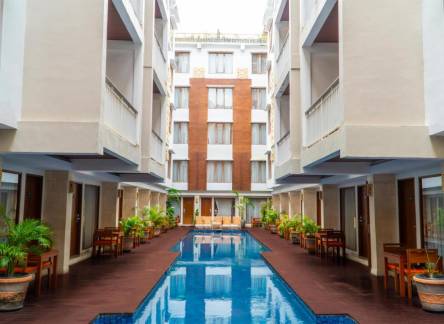 Отель The Sun Hotel & Spa