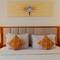 Отель The Sun Hotel & Spa
