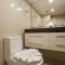 Отель Patong Max Value Hotel