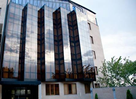 Отель Regineh Hotel