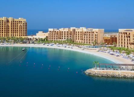 Отель DoubleTree by Hilton Resort & Spa Marjan Island