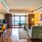 Отель DoubleTree by Hilton Resort & Spa Marjan Island