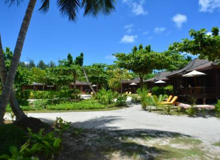 Отель Heliconia Grove Villas