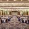 Отель Crowne Plaza Dubai-Deira
