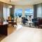 Отель Fujairah Rotana Resort & Spa