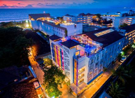 Отель Kuta Beach Hotel
