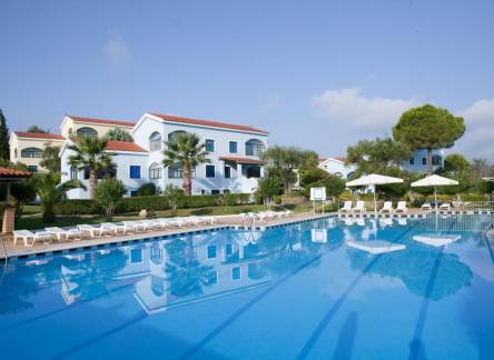 Отель Govino Bay Corfu Hotel Apartments