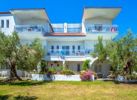 Отель Xenios Faros Apartments
