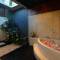 Отель Tonys Villas & Resort