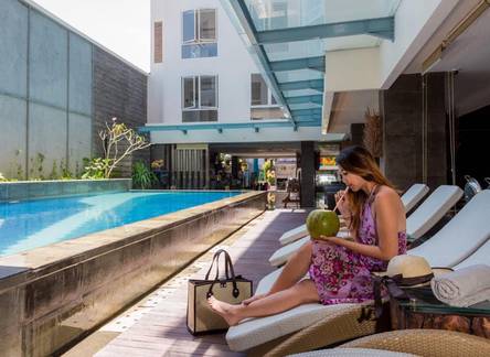 Отель Solaris Hotel Kuta
