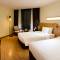 Отель Starcity Hotel & Condotel Beachfront Nha Trang