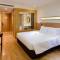 Отель Starcity Hotel & Condotel Beachfront Nha Trang