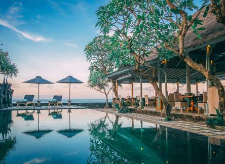 Отель Alam Candi Dive Resort