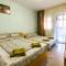 Отель Guesthouse Kolumb
