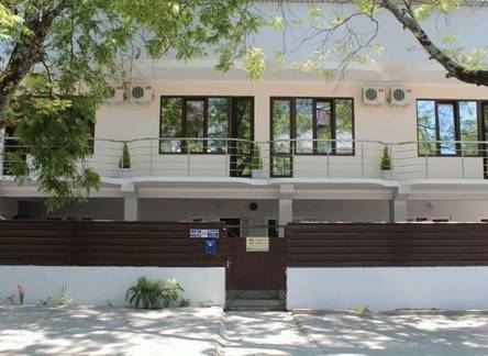 Отель Guest House Korol Lev