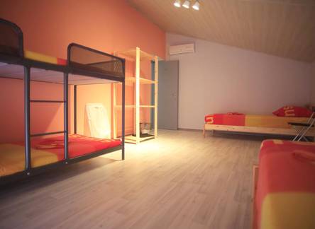 Отель Apartments Hobzaland