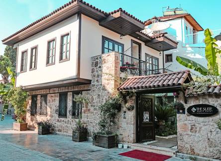 Отель The Suite Apart Hotel