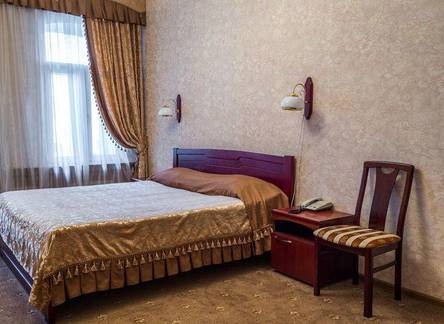 Отель U Zolotykh Vorot