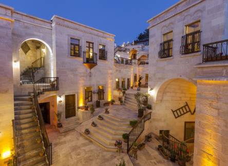 Отель Magic Cave House