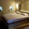 Отель El Puente Cave Hotel
