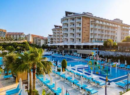 Отель Ramada Resort By Wyndham Kusadasi Golf